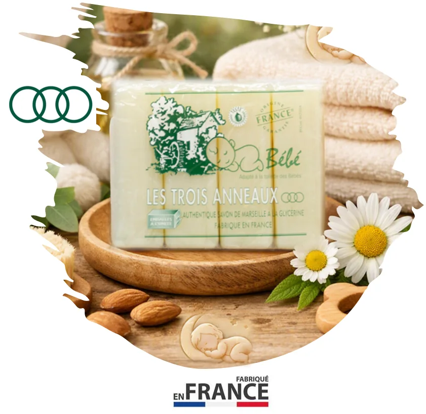 Pack de savons Bébé entouré d'amandes et de marguerites